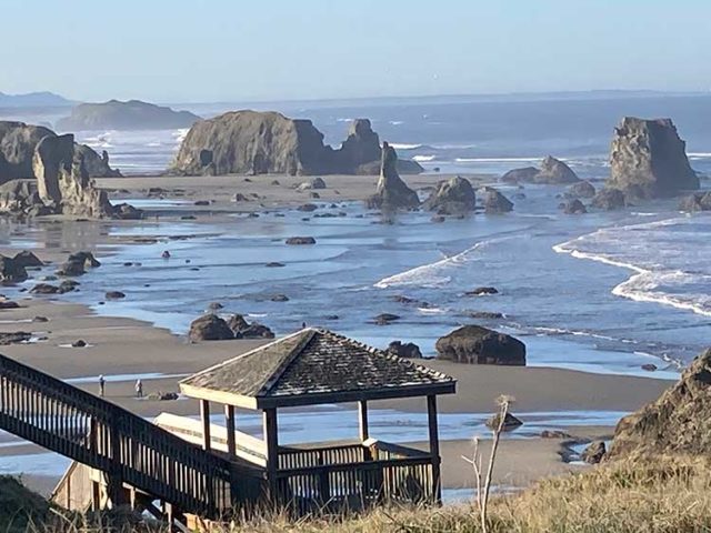 Caravan to the Oregon Coast