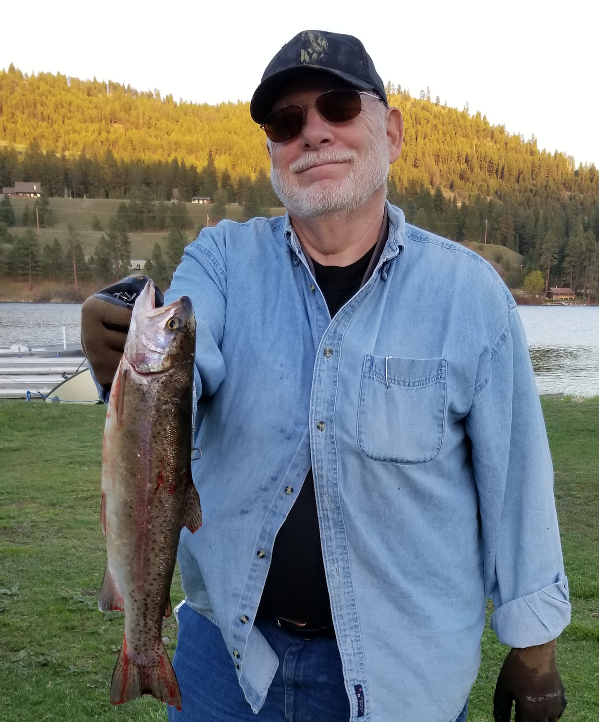 Gloyd Dearth won the prize for biggest fish at the 2019 Fishing Rally