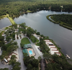 Twin Lakes Resort