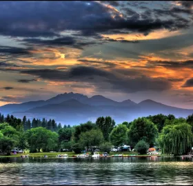 Silverline Lakeside Resort