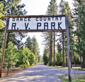 Image of entrance to McCloud RV Park